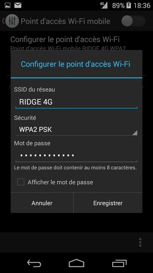 Saisissez un mot de passe de hotspot Wi-Fi d'au moins 8 caractères et sélectionnez Enregistrer