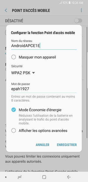 Saisissez un mot de passe d'au moins 8 caractères et sélectionnez ENREGISTRER