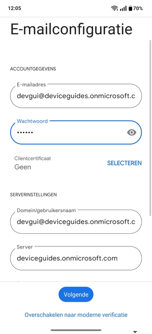 Voer Gebruikersnaam en Exchange serveradres in. Selecteer Volgende