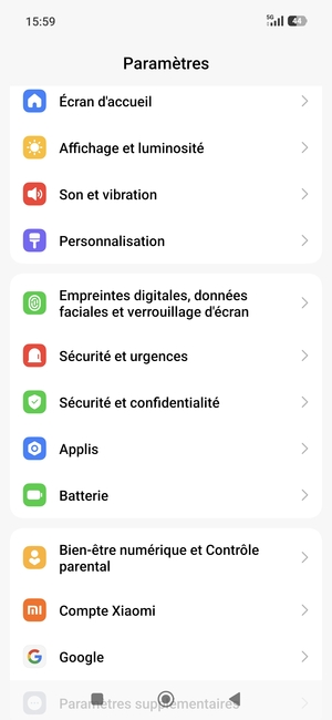 Faites défiler et sélectionnez Sécurité et confidentialité