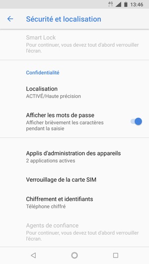 Faites défiler et sélectionnez Verrouillage de la carte SIM