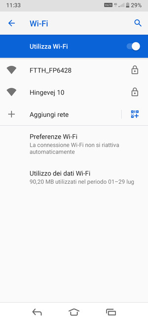 Seleziona la rete wireless a cui desideri connetterti