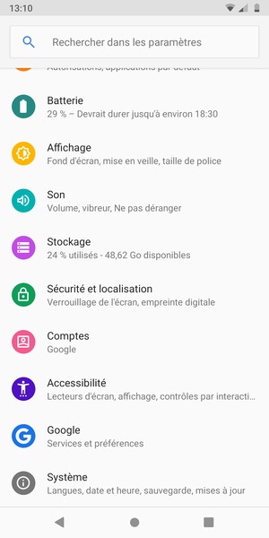 Faites défiler et sélectionnez Comptes
