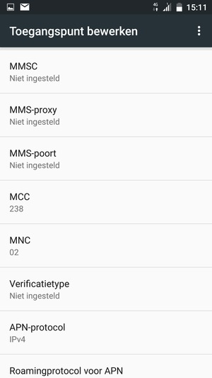 Scroll naar beneden en voer mms-gegevens in