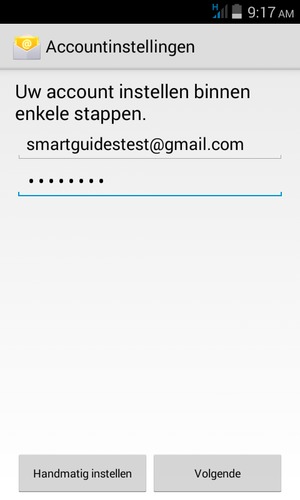 Voer uw Gmail of Hotmail adres en wachtwoord in. Selecteer Volgende