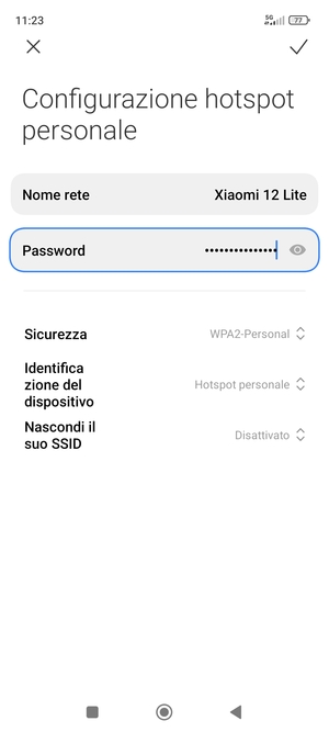 Inserisci una password dell'hotspot Wi-Fi di almeno 8 caratteri e seleziona Salva
