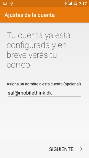 Déle a su cuenta un nombre y seleccione SIGUIENTE