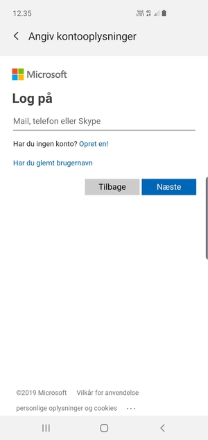 Indtast din Hotmail adresse og vælg Næste