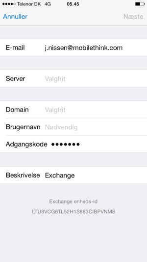 Indtast Exchange e-mail oplysninger og vælg Næste