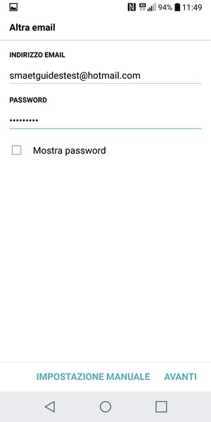 Inserisci il tuo indirizzo email e password. Seleziona AVANTI