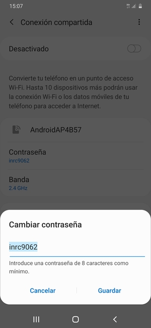 Introduzca una contraseña de al menos 8 caracteres y seleccione Guardar