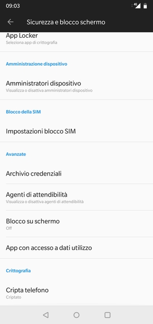 Scorri e seleziona Impostazioni blocco SIM