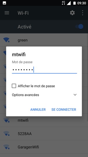 Saisissez le mot de passe du Wi-Fi et sélectionnez SE CONNECTER