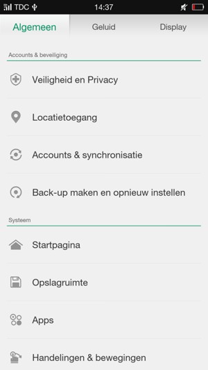 Scroll naar en selecteer Veiligheid en Privacy