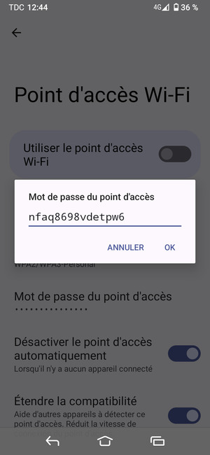 Saisissez un mot de passe de hotspot Wi-Fi d'au moins 8 caractères et sélectionnez OK