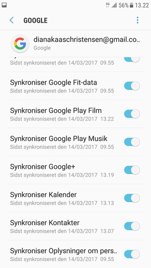 Kontroller at Synkroniser Kontakter er valgt