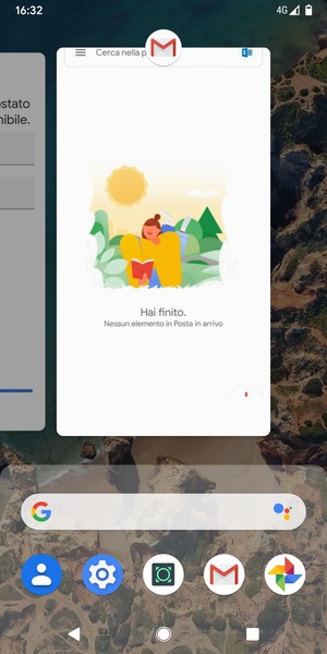 Scorri verso l'alto le app per chiuderle