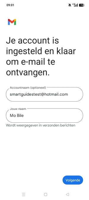 Geef uw account een naam en voer uw naam in. Selecteer Volgende