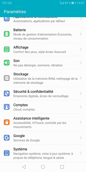 Faites défiler et sélectionnez Sécurité & confidentialité