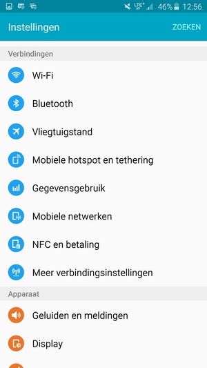 Scroll naar en selecteer Mobiele netwerken