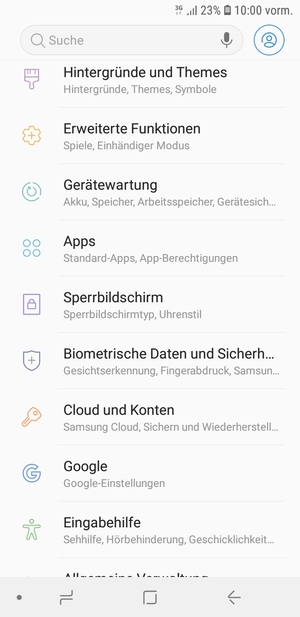Scrollen Sie und wählen Sie Cloud und Konten