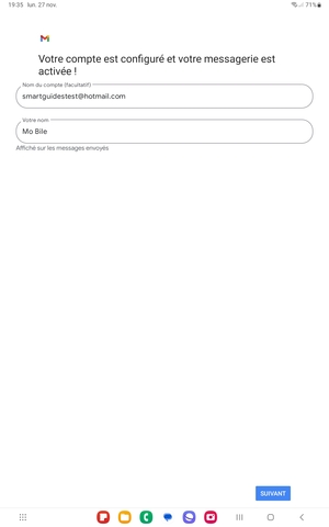 Donnez un nom à votre compte et saisissez votre nom. Sélectionnez SUIVANT