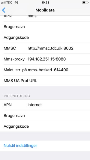 Scroll til og vælg Nulstil indstillinger
