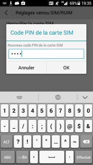 Saisissez votre Nouveau code PIN de la carte SIM et sélectionnez OK