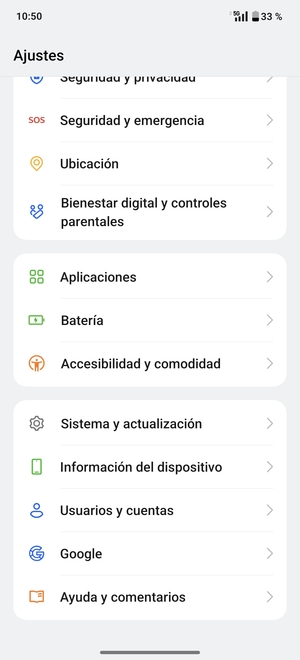 Desplácese y seleccione Usuarios y cuentas