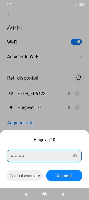 Inserisci la password del Wi-Fi e seleziona Connetti