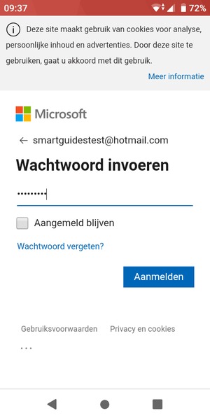 Voer uw Hotmail wachtwoord in en selecteer Aanmelden