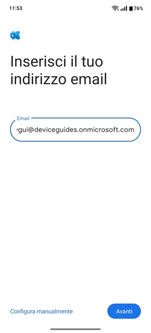 Inserisci il tuo indirizzo email e seleziona Configura manualmente