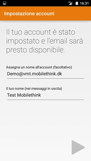 Scegli un nome per il tuo account e inserisci il tuo nome. Seleziona AVANTI