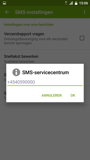 Voer het SMS-servicecentrum nummer in en selecteer OK
