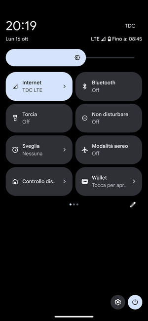Scorri verso sinistra
