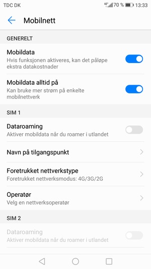 Bla til SIM 1 eller SIM 2 og velg Navn på tilgangspunkt