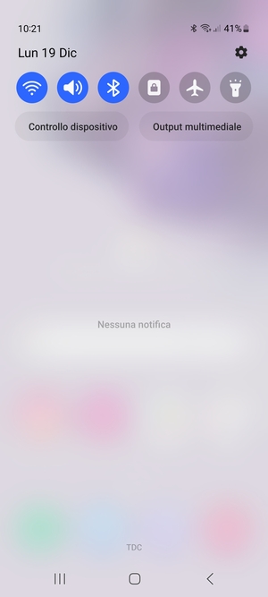 Scorri nuovamente verso il basso il menu in alto