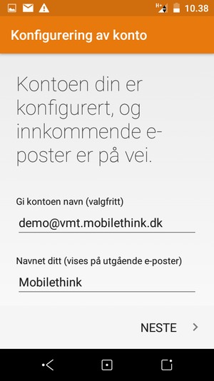 Gi kontoen din et navn, og skriv inn navnet ditt. Velg NESTE
