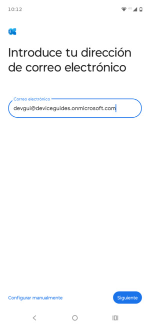 Introduzca su Dirección de correo electrónico y seleccione Configurar manualmente