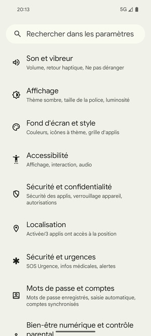 Faites défiler et sélectionnez Sécurité et confidentialité