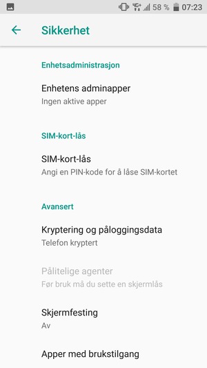 For å bytte PIN-koden til SIM-kortet, gå tilbake til Sikkerhet-menyen og bla til og velg SIM-kort-lås