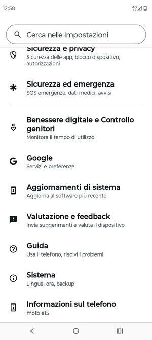 Scorri e seleziona Aggiornamenti di sistema