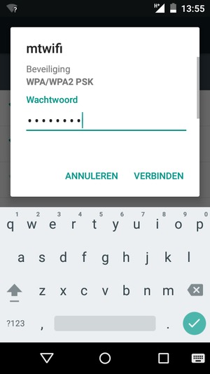 Voer het WiFi-wachtwoord in en selecteer VERBINDEN