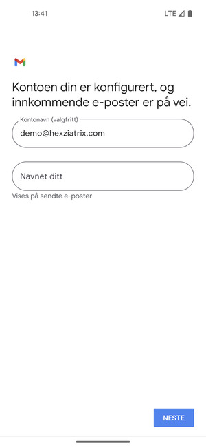Gi kontoen din et navn, og skriv inn navnet ditt. Velg NESTE