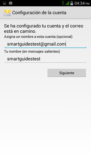 Déle a su cuenta un nombre y escriba su nombre. Seleccione Siguiente