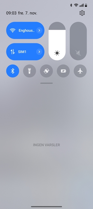Dra ned toppmenyen igjen