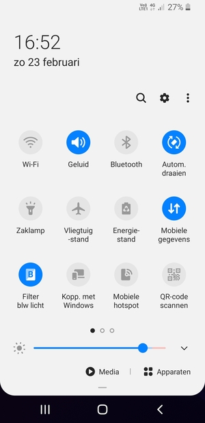 Selecteer de v knop