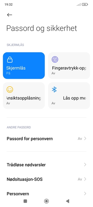 Telefonen din er nå sikret med en skjermlås
