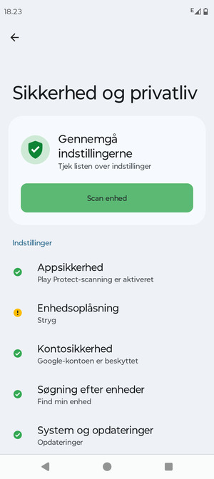 For at aktivere din skærmlås, gå til menuen Sikkerhed og privatliv og vælg Enhedsoplåsning