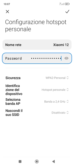Inserisci una password dell'hotspot Wi-Fi di almeno 8 caratteri e seleziona SALVA
